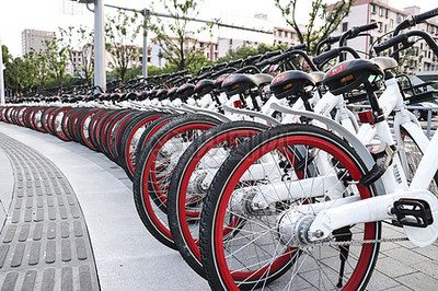 共享單車 城市風(fēng)景線，鏡頭下的流動(dòng)色彩與生活方式